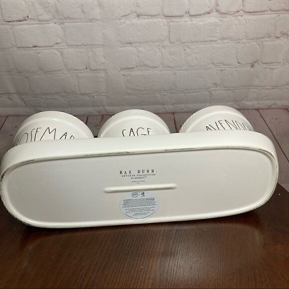 New Rae Dunn 4pc Planters set with scented Candles - Picture 7 of 8